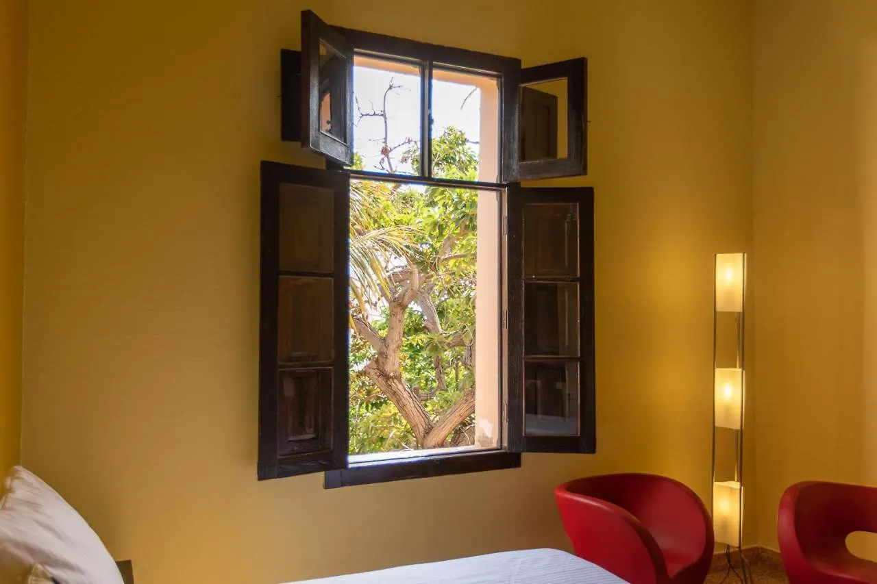 Villa Nestor Ingenio 3*,